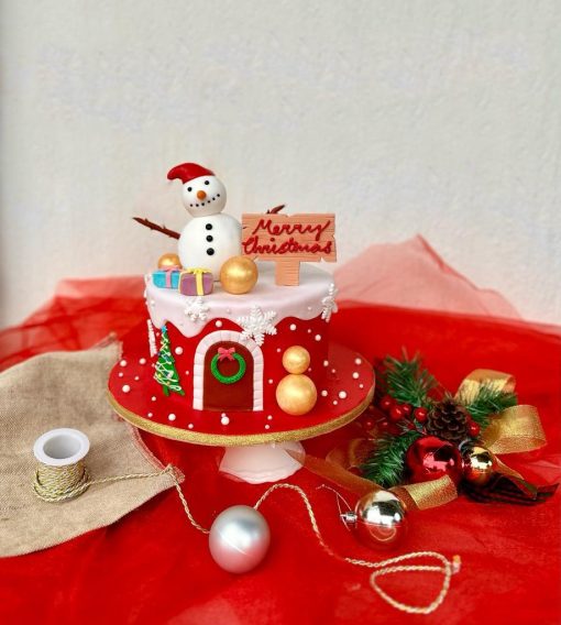 Christmas Celebration Cake - Snowman Cheer