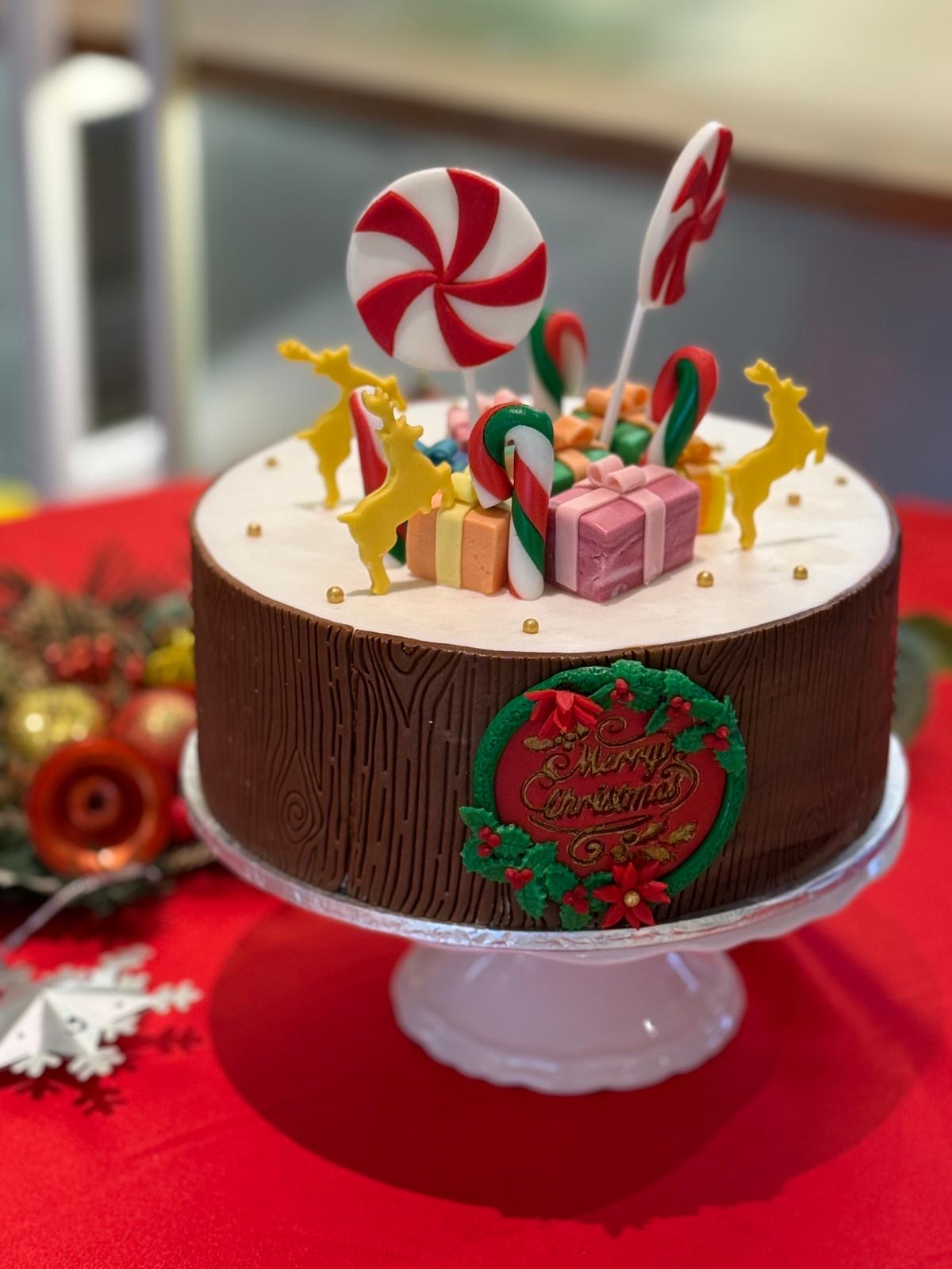 Christmas Celebration Cake - Christmas Gifts